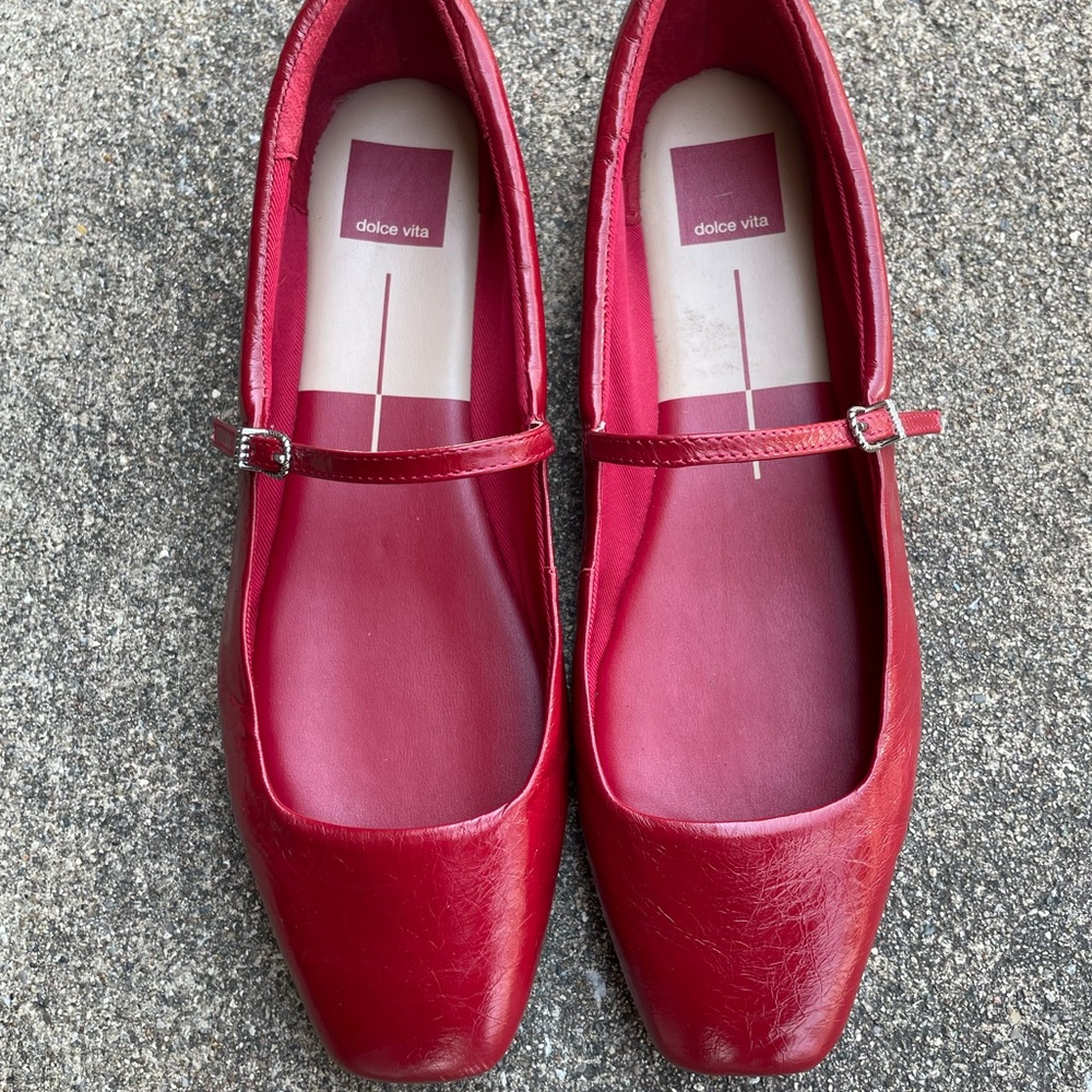 Dolce Vita Reyes Wide Ballet Flats Red patent Distressed Leather